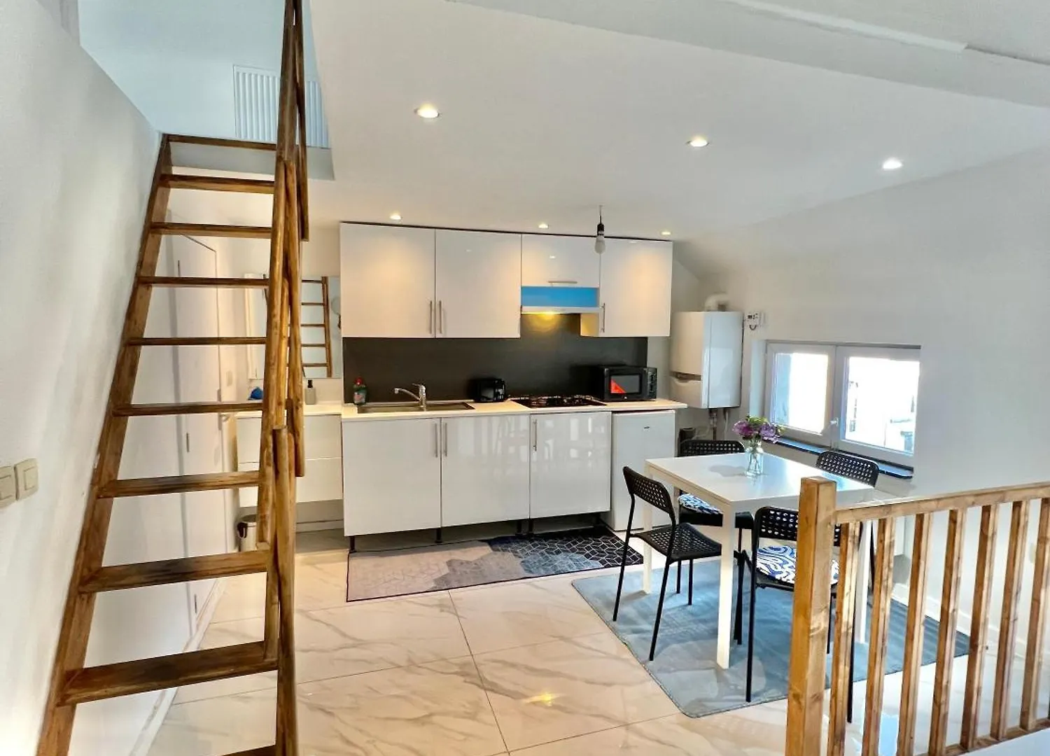 Bel Appartement Bruxelles Centre Ville Belgien